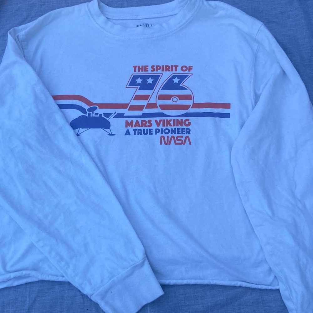 Crop long sleeve from Mighty Fine